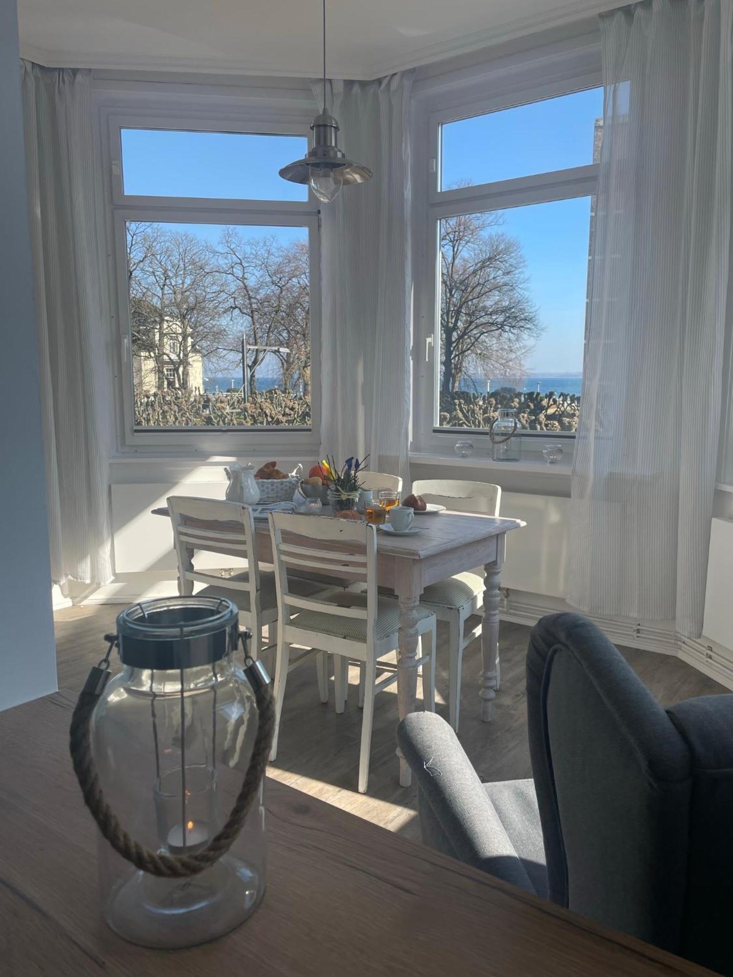Haus Urvasi Lägenhet Lübeck Rum bild